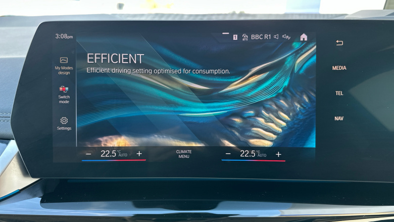 BMW 2 Series 220i MHT Luxury 5dr DCT [Tech Plus Pack] Petrol Hatchback